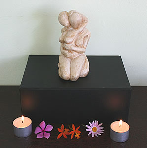 Details about LESBIAN LOVERS SCULPTURE - ART GIFT WEDDING ANNIVERSARY ...